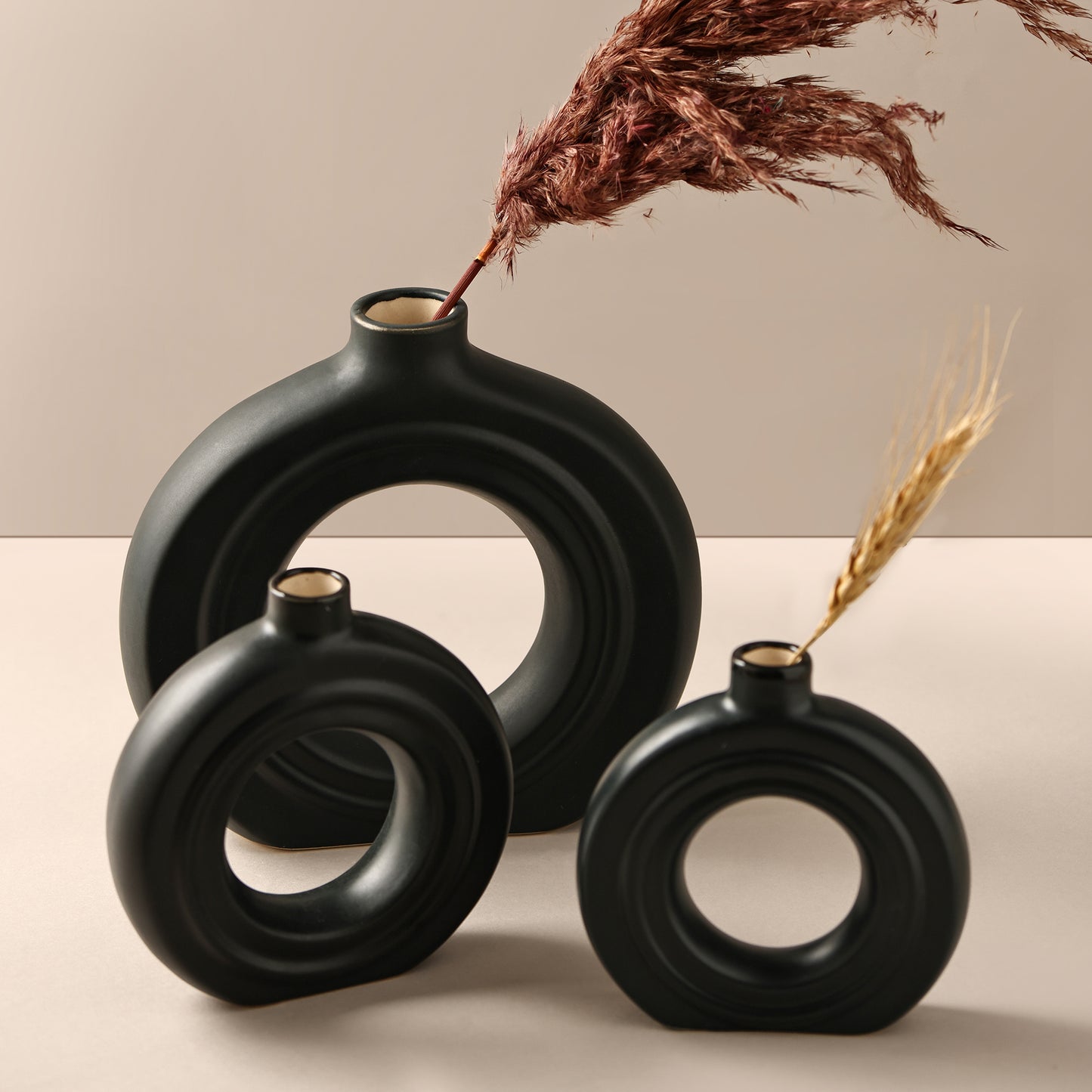 Ceramic Black Ribbed Donut Vase Set of 8" 6″ 5" – Minimalist Artistry for Modern Spaces