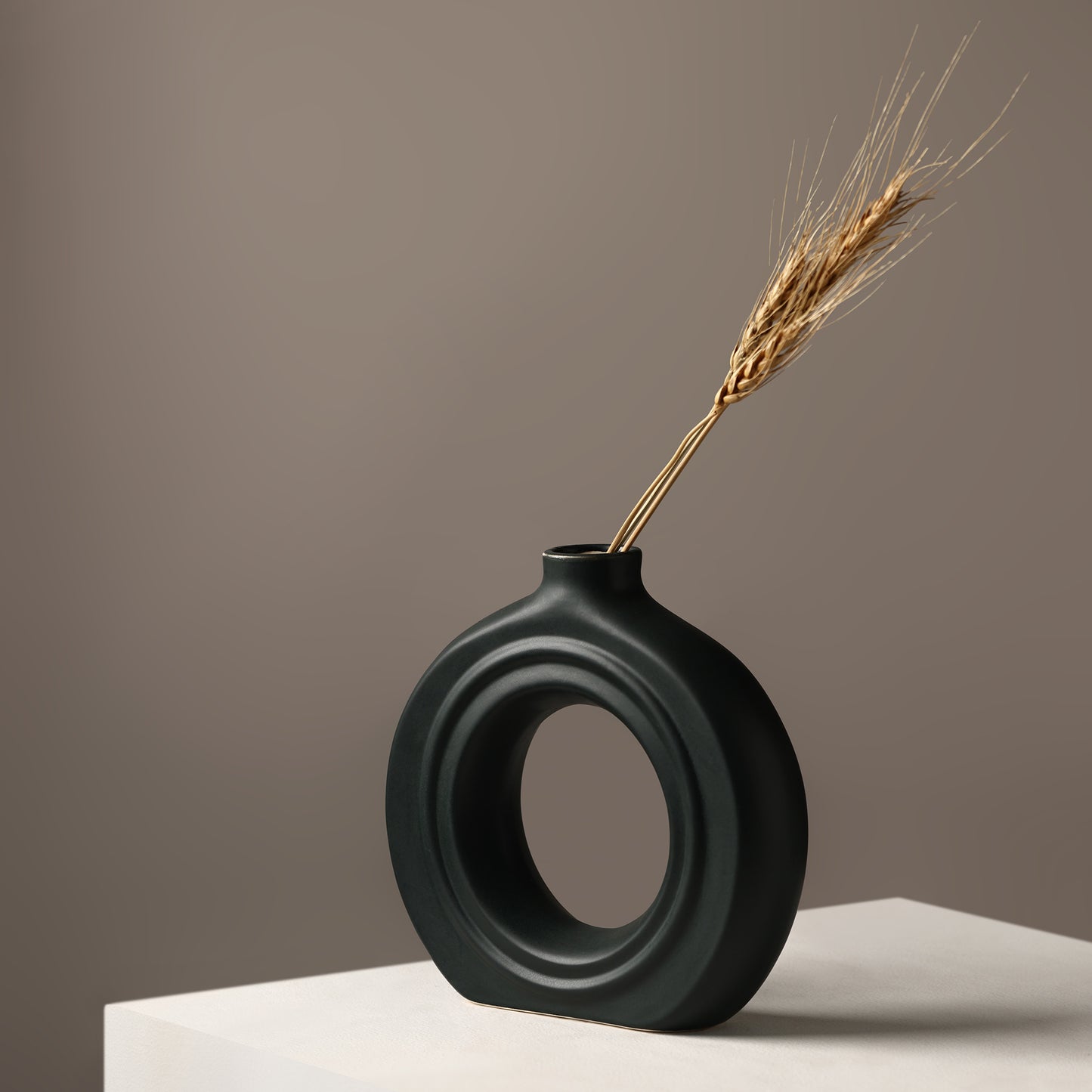 Ceramic Ribbed Donut Vase Set of 8" black & 6″ white – Minimalist Artistry for Modern Spaces
