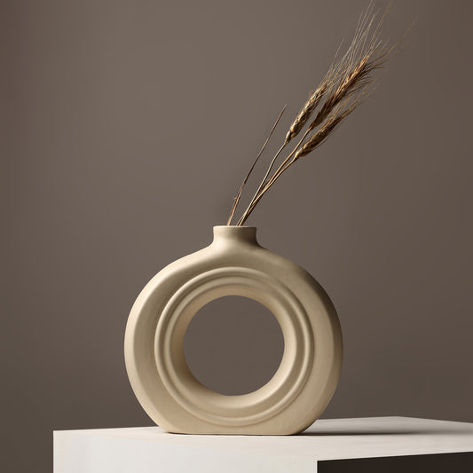Ceramic Ribbed Donut Vase 6″ – Minimalist Artistry for Modern Spaces