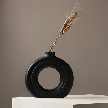 Ceramic Ribbed Donut Vase 6″ – Minimalist Artistry for Modern Spaces