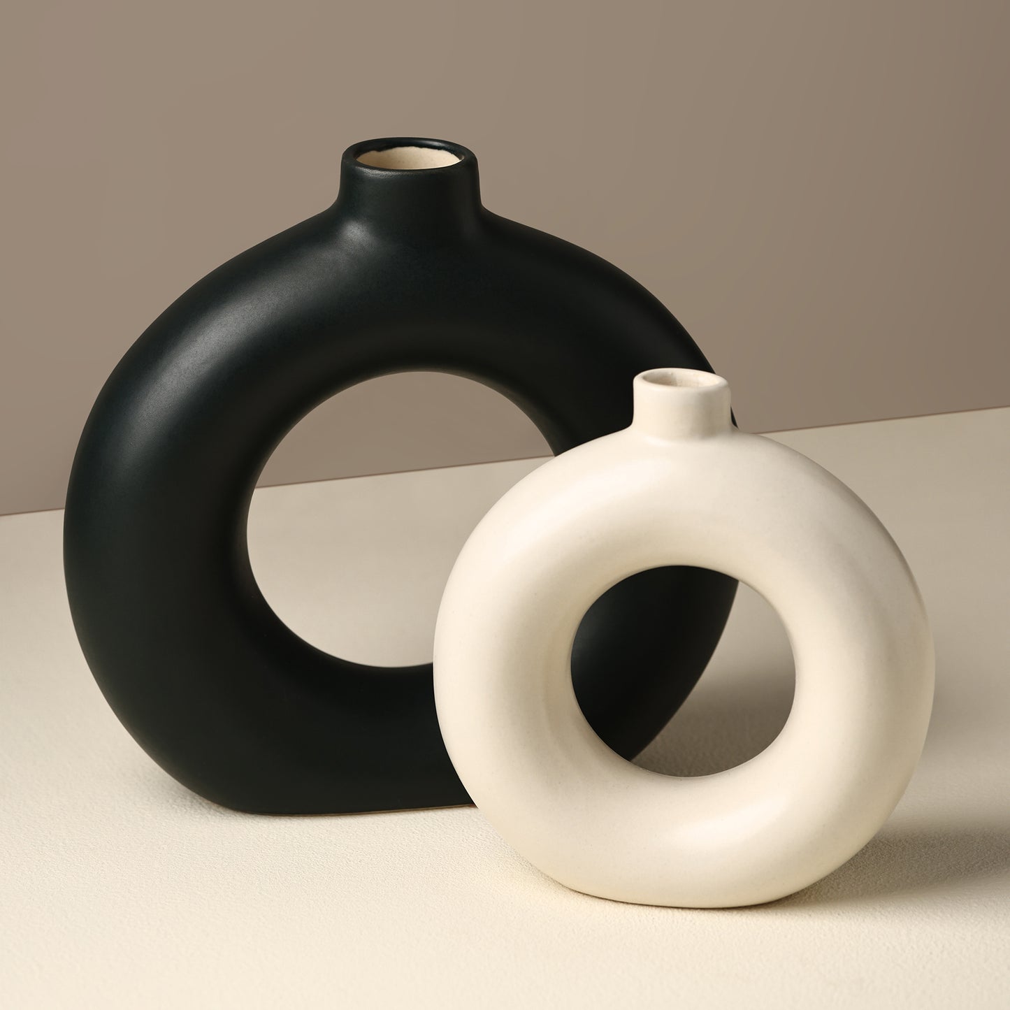 Ceramic Classic Donut Vase Set of 8" black &  6″ white – Minimalist Artistry for Modern Spaces