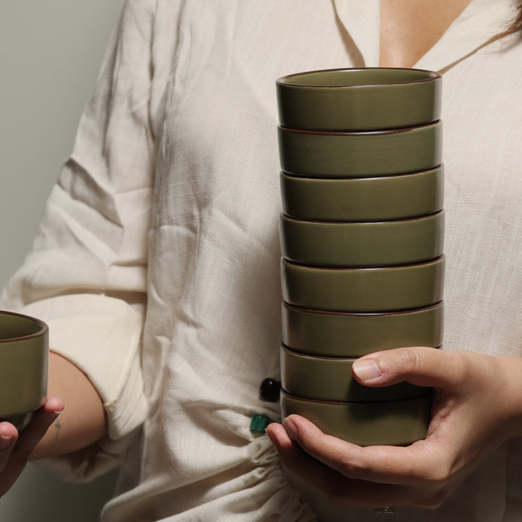 Vana Porcelain Dinner Set: 20 Pieces for four